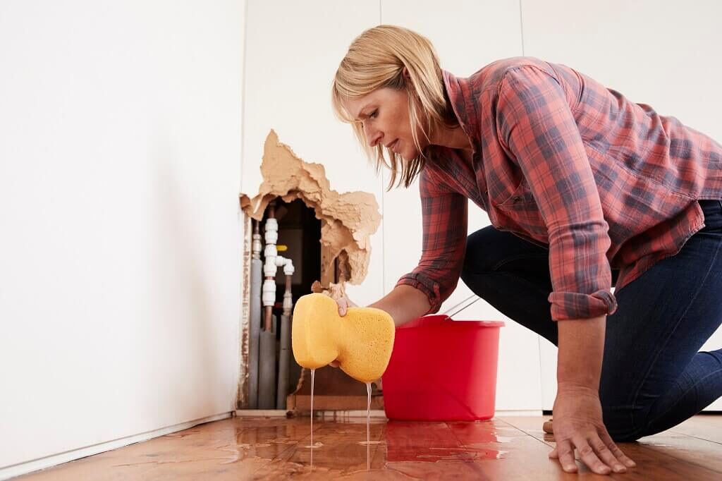 Burst pipe in Sydney home - call an emergency plumber